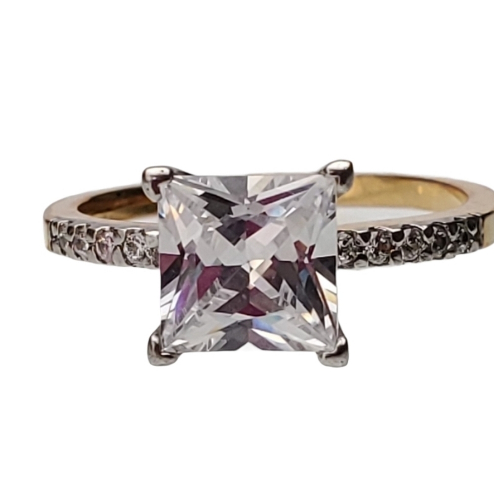 Gold Plated Solitaire Ring  Square Cut Cubic Zirconia Size 10 *